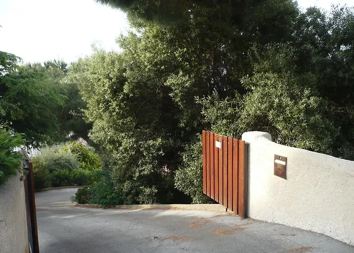 Meuble La Sergerie * Le Lavandou