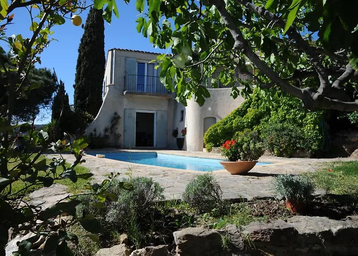 Meuble La Sergerie Le Lavandou