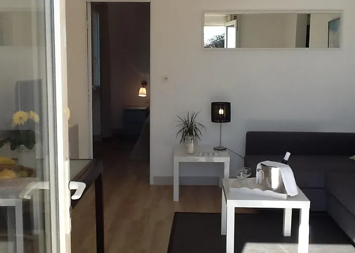 Apartman Meuble La Sergerie *